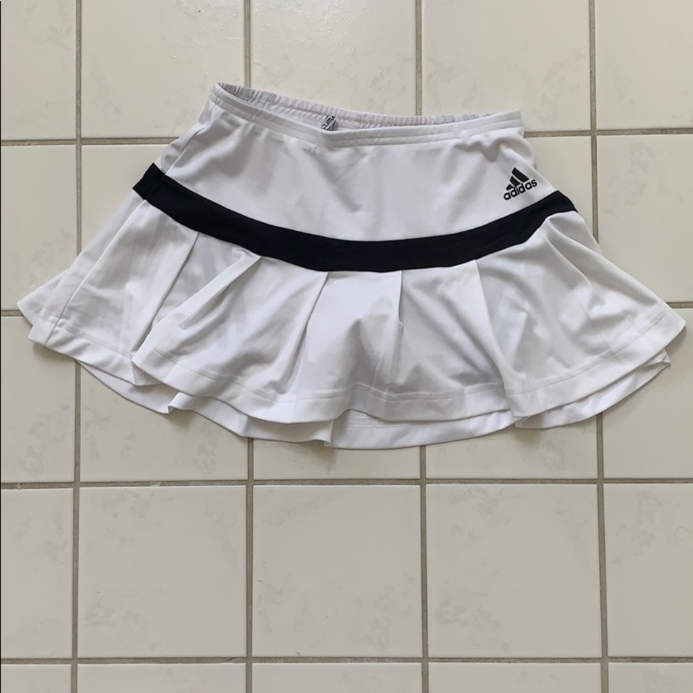 Adidas tennis skirt or mini skirt XS